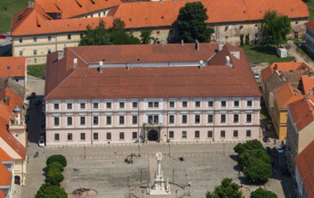 Natječaj za dodjelu stipendija i potpora Sveučilišta Josipa Jurja Strossmayera u Osijeku za akademsku godinu 2021./2022.