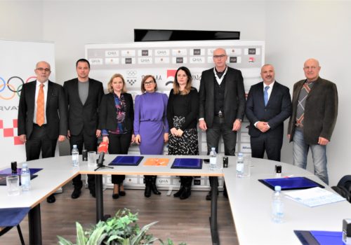 U HOO-u potpisan Ugovor o suradnji kineziološke struke i partnera suorganizatora Ljetne škole