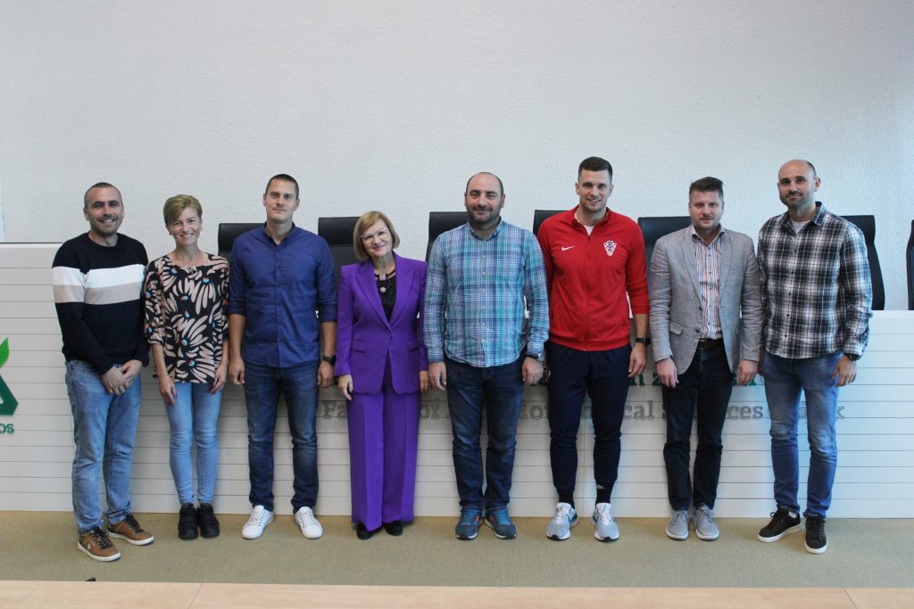 Održano predavanje dr. sc. Marina Dadića za studente i nastavnike KIFOS-a