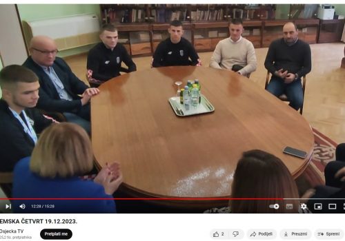 Ekipa Kickboxing kluba “Sveti Duh Osijek” u Akademskoj četvrti