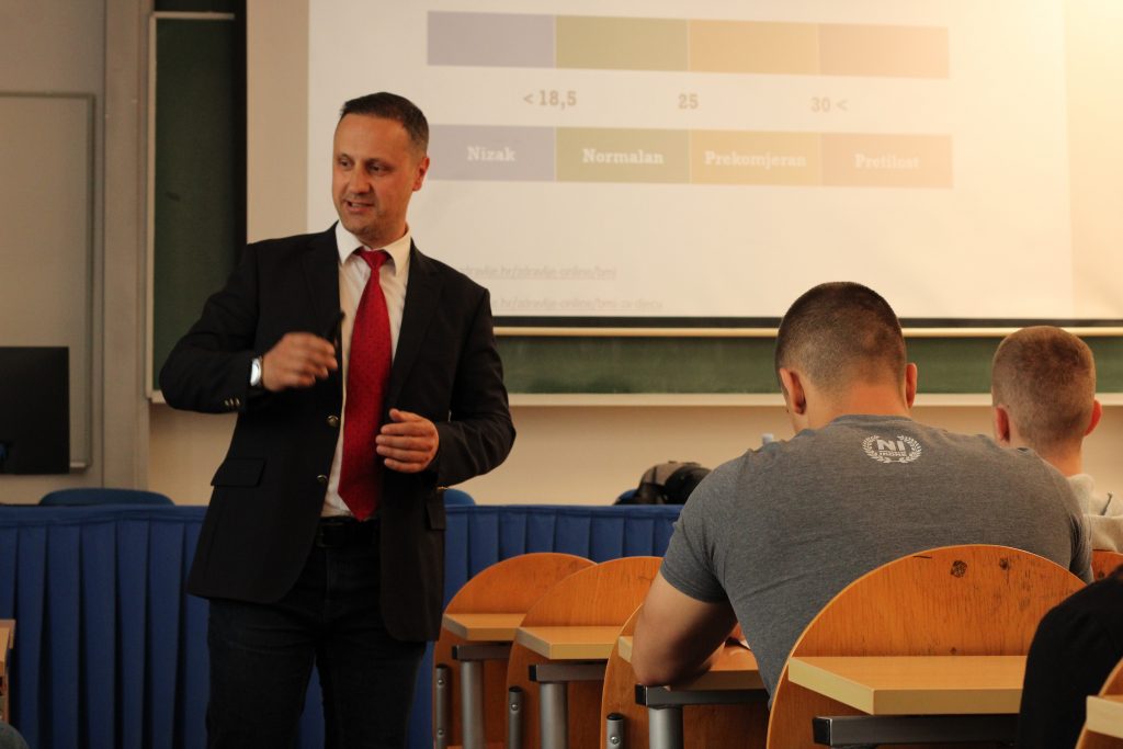 Održana gostujuća predavanja prof. dr. Amela Mekića i prof. dr. Izeta Bajramovića