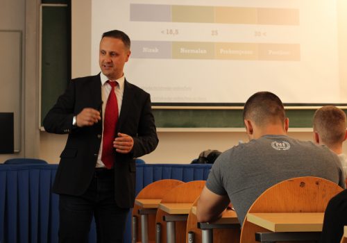 Održana gostujuća predavanja prof. dr. Amela Mekića i prof. dr. Izeta Bajramovića