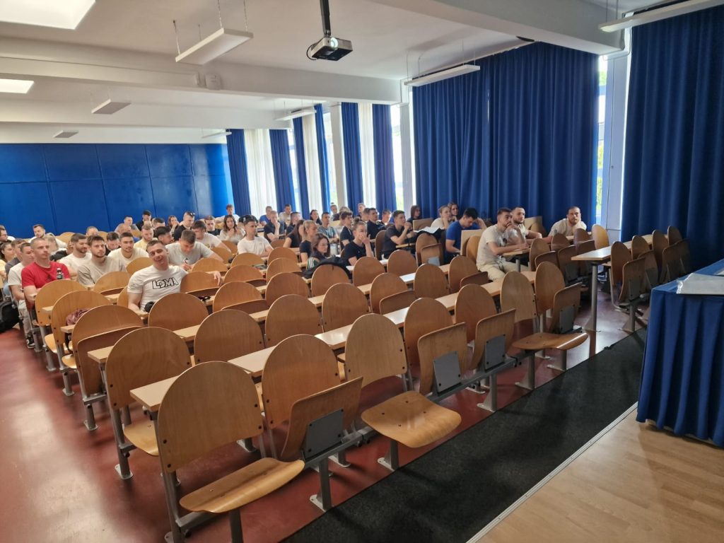 Uspješno održan webinar o sustavu Merlin za studente